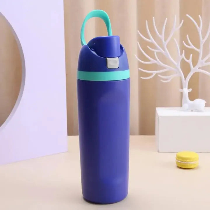 Keep Smiling 650ml Double-Wall Insulated Coffee Cup – Leakproof Thermal Mug with Straw & Handle!
