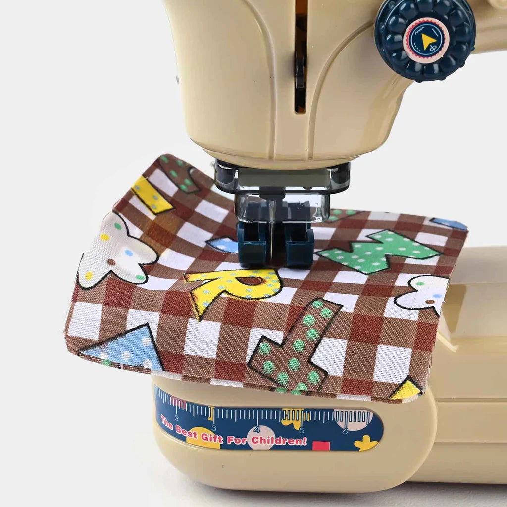 Kids Electric Sewing Machine Toy - Mini Portable Sewing Machine for Beginners, Educational Craft Toy for Girls & Boys Ages 6+