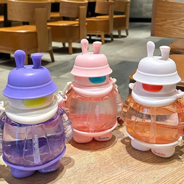 Keep Smiling 800ml BPA-Free Sipper Bottle – Leakproof Kids Water Bottle with Strap!