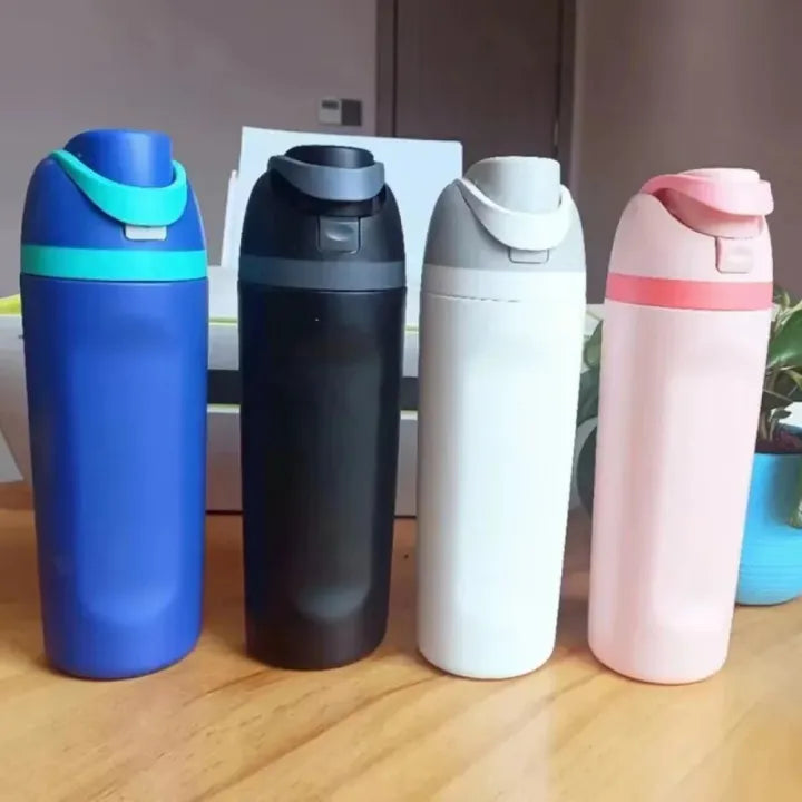 Keep Smiling 650ml Double-Wall Insulated Coffee Cup – Leakproof Thermal Mug with Straw & Handle!