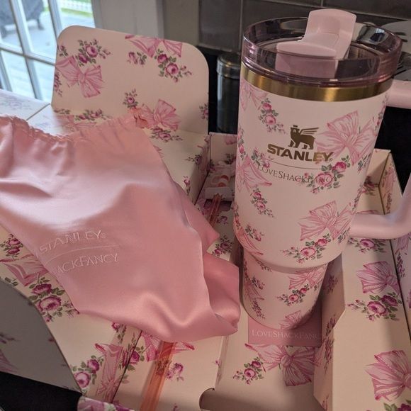 Pink Bow & Floral Tumbler with Handle, Straw & Gift Box | Insulated Stainless Steel (Limited Edition)