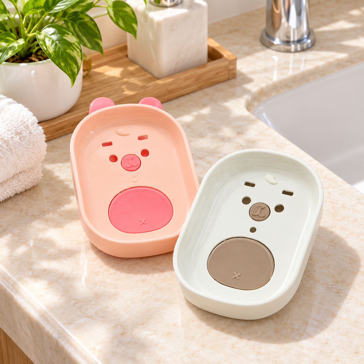Cute Bear Draining Soap Dish with Removable Tray