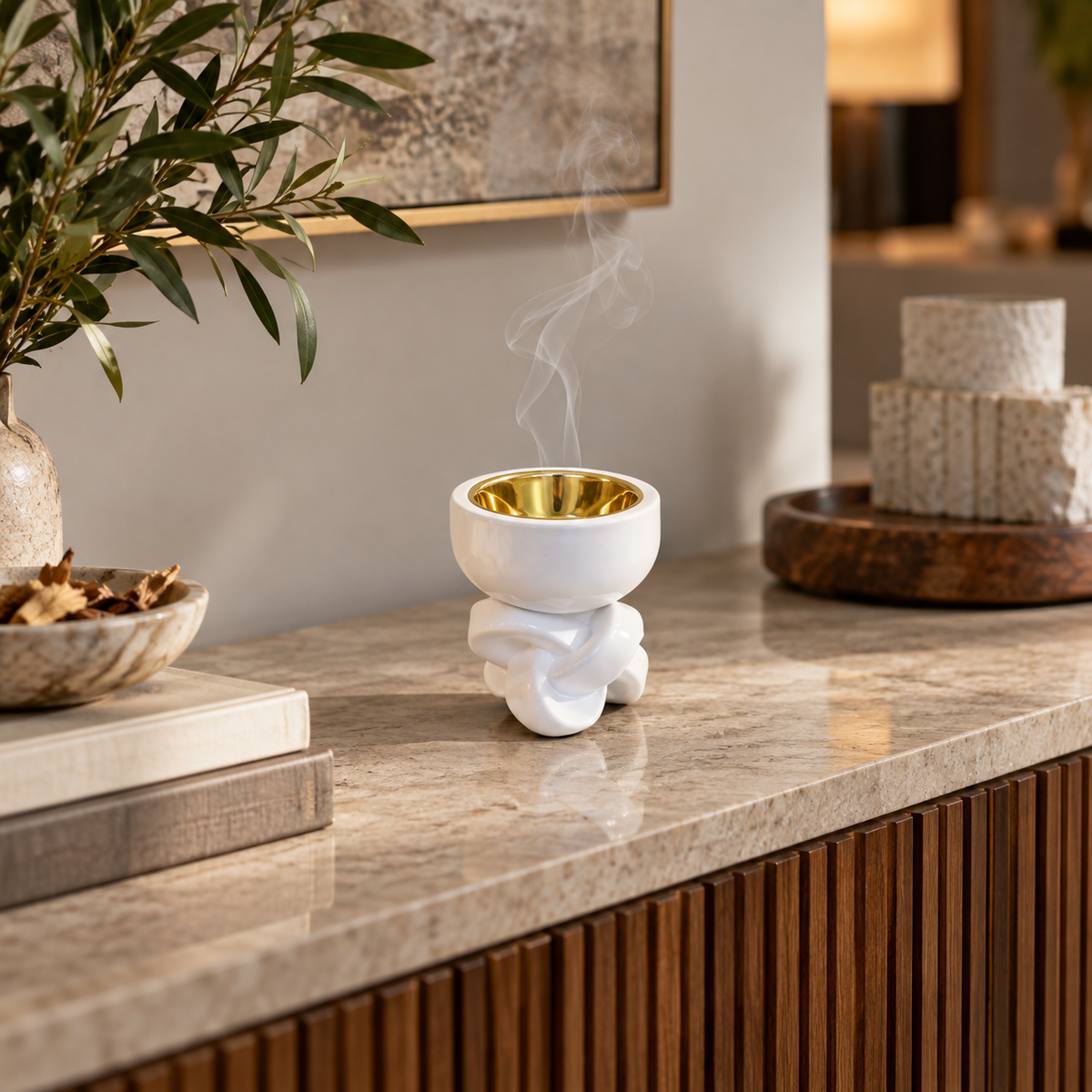 White & Gold Sculptural Incense Burner – Decorative Bakhoor Holder